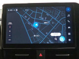 純正ナビを装備。タッチパネル式で使いやすく、お出かけもラクラクです。
