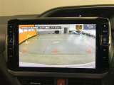 バックガイドモニターで、後方を確認しながら安心して駐車することができます。運転初心者も熟練者も必須の機能ですよ!