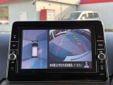 ★アラウンドビューモニター装備ですので、バックや縦列駐車の際に上から見た映像があなたを安心サポート!一度使ったらやめられない!
