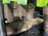 3列目シートはもちろん状態良好☆大人でもゆったりと座って頂けますので、大人数でのお出かけもラクラクです♪ご家族で、気の知れた仲間で、ドライブに行くのが楽しみですね♪