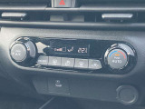 ◆エアコン◆温度の設定をしてAUTOボタンを押すだけ簡単。車内を快適な温度に保ってくれます