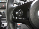 アダプティブクルーズコントロールが装備されており、高速道路での疲労軽減と燃費運転に貢献します!
