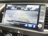 バックをするとき自動でリアの様子が映る『リアカメラ』付き!ナビ画面で確認しながらバックができますから安心ですね。でも、目視も大切ですよ!安全第一でお願いします!
