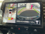 アラウンドビューは4方のカメラで真上から車を見たようにモニタで確認ができる日産自慢の装備です。周辺の安全確認、小さなお子様や障害物も確認できるので、駐車のしやすさだけでなく、事故防止にも役立ちます♪