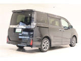 ★トヨタ認定中古車ライト★ 1年間走行距離無制限の「ロングラン保証」が付いています。全国約5,000ヶ所のトヨタのお店で保証修理可能です。お出かけ先でも安心です。選べる延長保証もご用意しています。