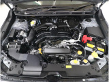 ■スバルと言えば水平対向エンジン。車体の低い位置に搭載されているので、万一の衝突時には、エンジンルームの下へ潜り込み、室内の乗員の被害軽減に貢献致します。