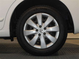 スチールホイールです!カバーもしっかりついていますよ!