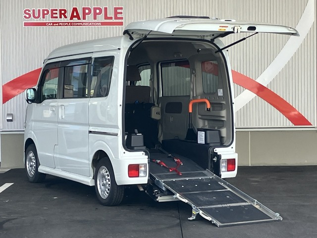 日産 NV100クリッパーリオ 