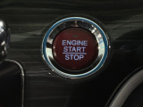 ワンプッシュでエンジンのスタート、ストップが出来て便利です。