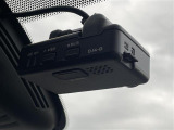 【ドライブレコーダー】映像・音声などの運転中の記録を残します。事故などを起こした起こされた時の証拠になりえますので、もしも時でも安心ですね。