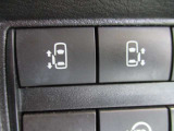 両側電動オートスライドドア付き!!運転席のスイッチでも開閉可能です♪重い荷物を持っている時や雨の日に重宝します。小さいお子様がいても巻き込み防止機能や手動のみに切替も出来ますので、安心です☆