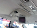 後席モニター付き