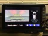 バックでの車庫入れも安心です! リアカメラが付いているバックモニター付のナビを装備しております。バンパーについているソナーや、操作線もついており距離感も画面から確認できます。