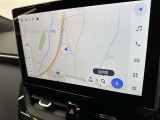 純正ナビを装備。タッチパネル式で使いやすく、お出かけもラクラクです。