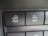 両側電動オートスライドドア付き!!運転席のスイッチでも開閉可能です♪重い荷物を持っている時や雨の日に重宝します。小さいお子様がいても巻き込み防止機能や手動のみに切替も出来ますので、安心です☆