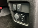 シートヒーター付きです!スイッチを押せば数秒で座面と背もたれが暖かくなり、寒い時期には嬉しい装備です!