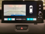 バックでの車庫入れも安心です! リアカメラが付いているバックモニター付のナビを装備しております。バンパーについているソナーや、操作線もついており距離感も画面から確認できます。