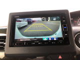 【バックカメラ】駐車時に安心のバックカメラが装備されています!