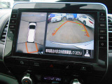 バックモニター付きですから、駐車が不慣れな方でも車庫入れが楽々スムーズ♪お買い物やお出かけ時に活躍間違い無し。使い慣れると手放せない装備になりますよ。