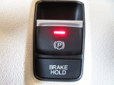 停車中にブレーキペダルから足を離していても、自動的にブレーキを保持してくれる機能です♪保持中にアクセルを操作すると自動でブレーキを解除してくれます♪信号待ちや駐車券を取る時などに便利な機能です♪