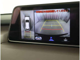 バックガイドモニターで、後方を確認しながら安心して駐車することができます。運転初心者も熟練者も必須の機能ですよ!