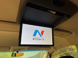 【フリップダウンモニター】大画面モニターで後席でもエンタメをお楽しみいただけます。小さなお子様にも大人気の装備です♪