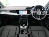 Audiのインテリアはエクステリア同様、優れたデザイン性とクオリティ、そして機能性を兼ね備えております。