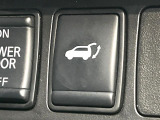 【パワーバックドア】スマートキーや運転席のボタンを押すだけでリアゲートが自動で開閉します!荷物を持っている時や、高い位置にあるバックドアを閉める際に便利な機能です♪