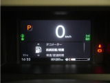 8インチ Honda CONNECTナビ(VXM-245ZFEi)&バックカメラが装備されているので、普段の使い勝手もロングドライブも快適です。