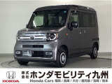 仕事とレジャーになじむフレンドリーなスタイルのN-VAN +スタイル ファンターボはホンダセンシングを標準装備し、LEDヘッドライト、両側スライドドア、スマートキー等が装備されています。