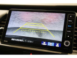 バックカメラが装備されており、後方の安全確認はもちろんのこと狭い場所での駐車や雨の日・夜間など視界の悪いコンディションでのストレスの軽減にもなります!