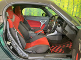 運転席シート廻りは使用感も少なく、良好な状態となっています。丁寧に使われていたことがよくわかりますね。