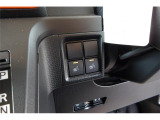 運転席/助手席シートヒーター付です。