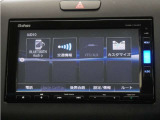フルオートエアコン搭載。好みの温度に設定するだけで、風向や風量を自動でコントロール!いつでも快適な車内環境に。