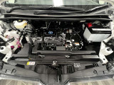 エンジンルームも隅々まで掃除がいきわたっています!ハイブリッド部分には初度登録年月から10年、もしくは累計走行20万キロのいずれか早い方までのハイブリッド保証付!