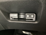 ハンドルの左下にETC2.0がついています。高速道路の料金所の通過も楽々です。 カードの取り出しもしやすい場所についています。