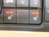 【シートヒーター】寒い日に重宝するシートヒーター!エアコンより早く温まってくれるので寒がりの人も安心ですね♪エアコンの温風は乾燥するから苦手、という方にもをおすすめです。