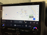 純正ナビを装備。タッチパネル式で使いやすく、お出かけもラクラクです。