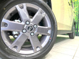 【純正15インチアルミホイール】外観にマッチした純正アルミホイールを装着しております。各種社外アルミホイールや、スタッドレスタイヤも取扱いしております。是非ご相談ください♪