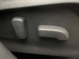【パワーシート】スイッチ一つで簡単にシートの微調整が可能!電動だから力もいりません!快適なシートポジションにセットして、快適なドライブをお楽しみください。