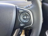 Hondaセンシングの機能のひとつ、アダプティブクルーズコントロール付!アクセルから足を離しても設定したスピードと前車との車間を保ち走行してくれます!車線維持もアシスト☆高速道路で疲労軽減ですね☆