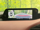 【360&deg;ビューモニター】専用のカメラにより、上から見下ろしたような視点で360度クルマの周囲を確認することができます☆死角部分も確認しやすく、狭い場所での切り返しや駐車もスムーズに行えます。