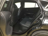 リヤシートは意外と広いスペースとなっています