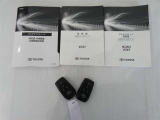 取扱説明書、メンテナンスノートが揃っています。スマートキーは、カギを取り出す手間がなく施錠開錠・エンジン始動ができる便利なキーです。