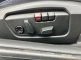 運転席シートメモリー機能付き電動シート