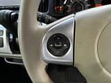ステアリング左側にはオーディオコントロールスイッチがございます。