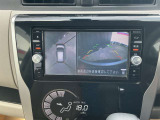 空から見ているような視点で周囲が確認できるアラウンドビューモニター、クルマの真上から見ているかのような映像によって、周辺の見えにくい障害物でも気付くことができます。