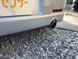 社外マフラーです。(純正はありません)。