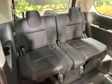 3列目シートはもちろん状態良好☆大人でもゆったりと座って頂けますので、大人数でのお出かけもラクラクです♪ご家族で、気の知れた仲間で、ドライブに行くのが楽しみですね♪