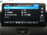 フルオートエアコン搭載で好みの温度に設定するだけで、風量などを自動でコントロール!快適な車内にしてくれます。また体を直接温めてくれるシートヒーターが装備されていますので、冬場はとても快適です。